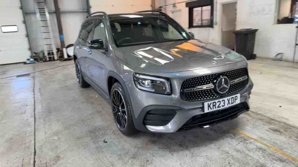 More views of Mercedes-Benz GLB