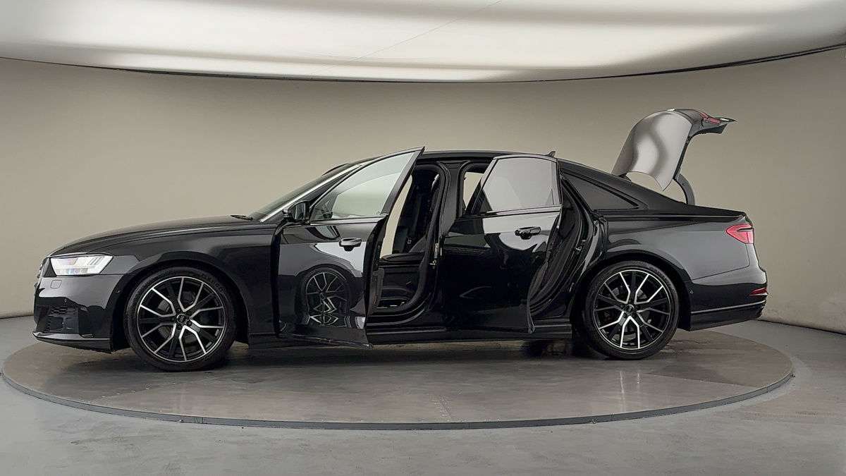 More views of Audi A8