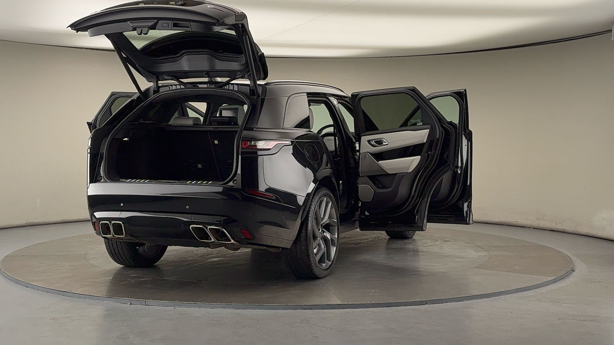 More views of Land Rover Range Rover Velar