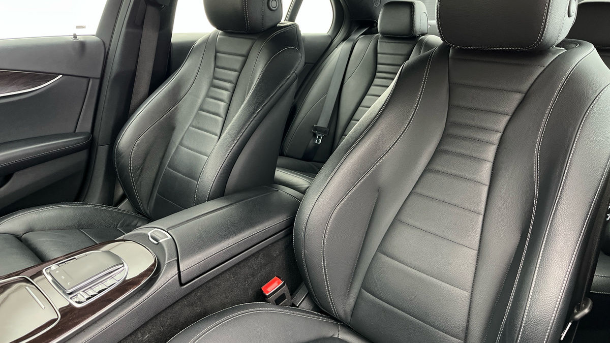 Mercedes-Benz E Class Image 7