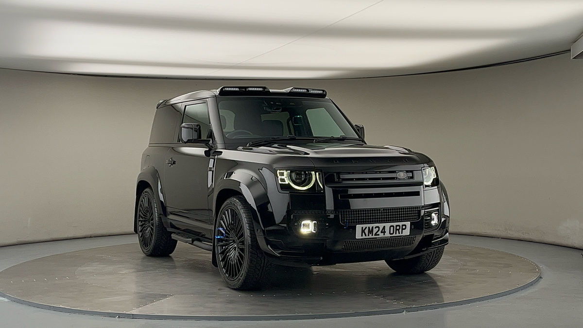 More views of Land Rover Defender 90
