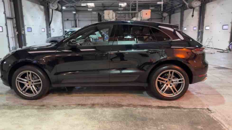 More views of Porsche Macan
