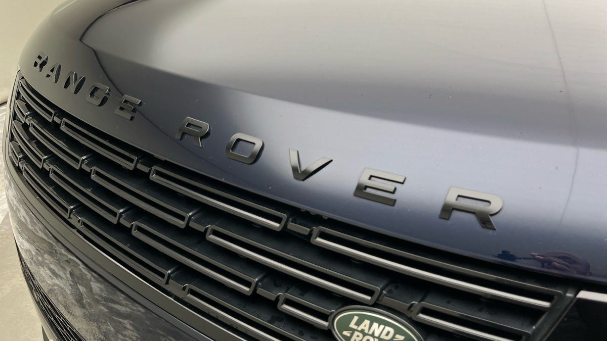 Land Rover Range Rover Sport Image 24