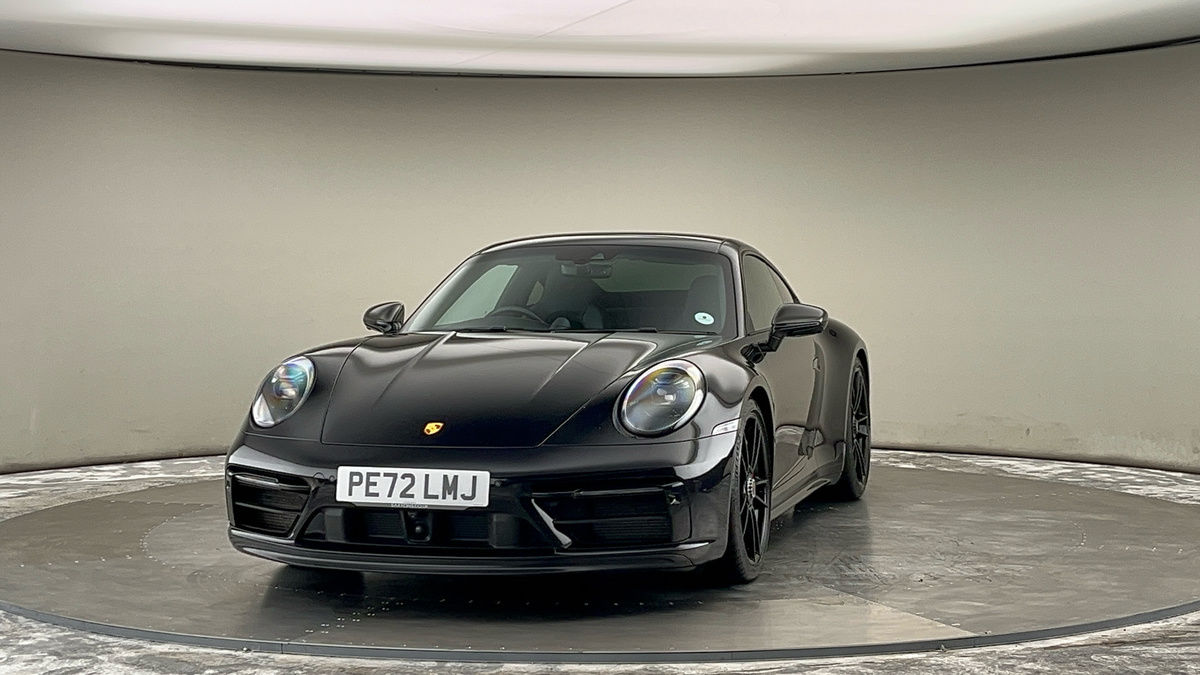 More views of Porsche 911