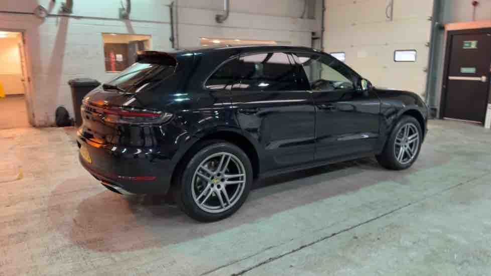 More views of Porsche Macan