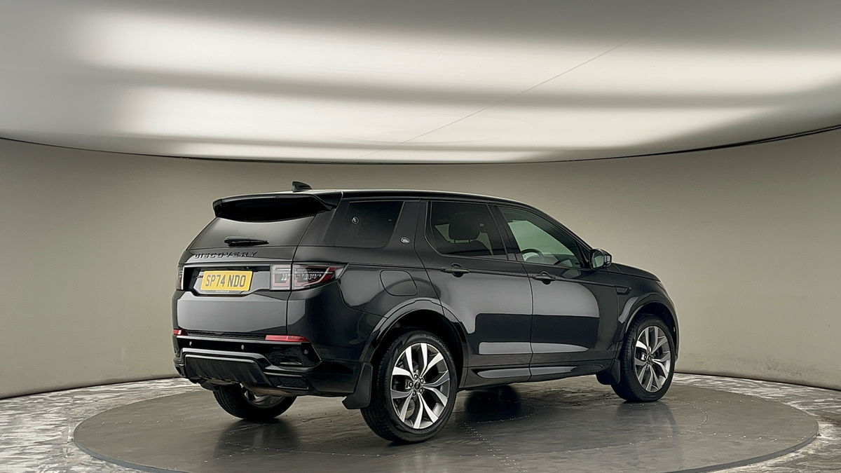 Land Rover Discovery Sport Image 21