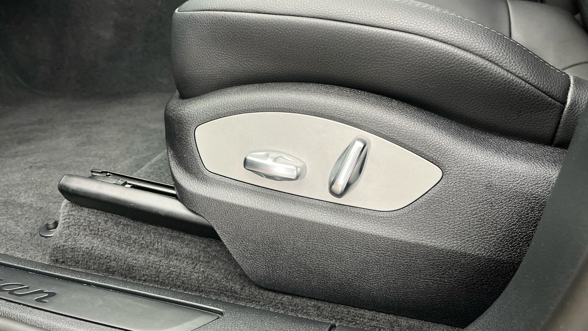Porsche Macan Image 6
