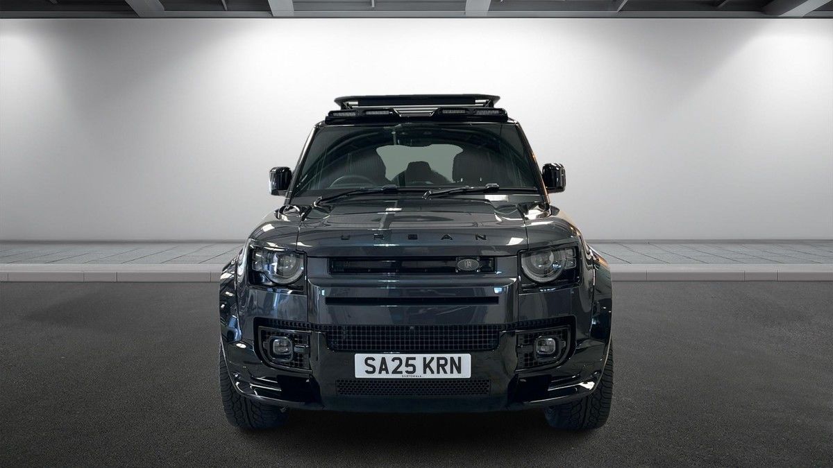 Land Rover Defender 110 Urban Image 5