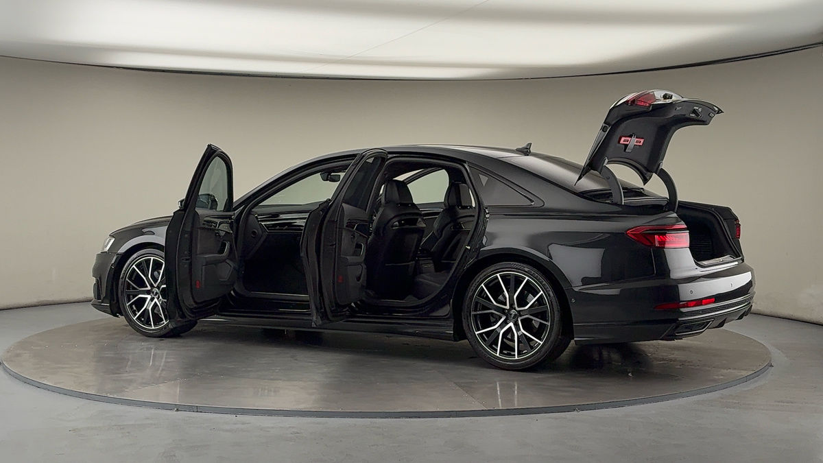 More views of Audi A8