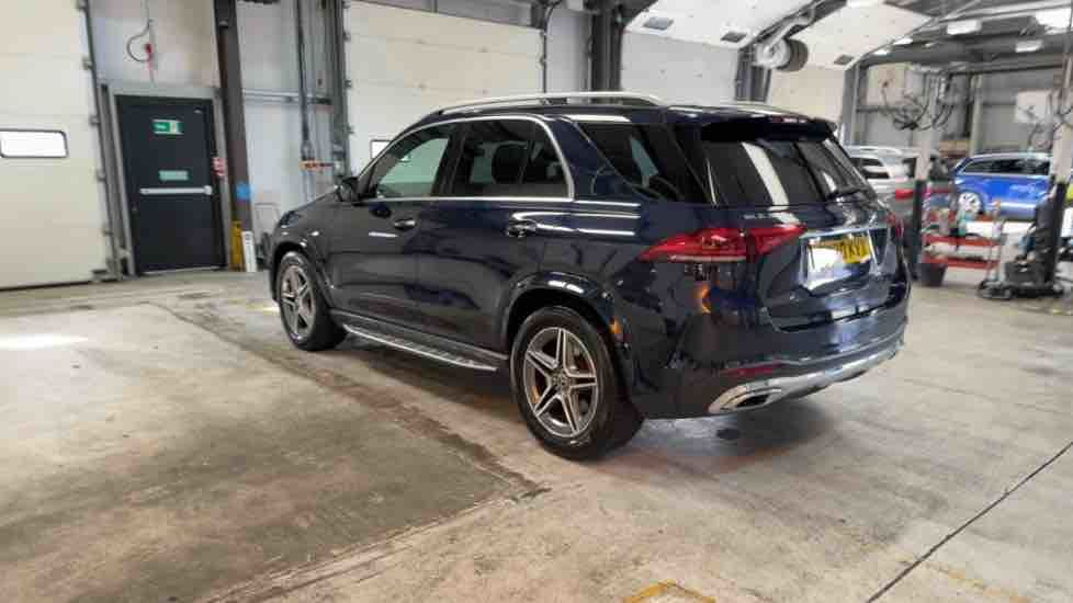 More views of Mercedes-Benz GLE