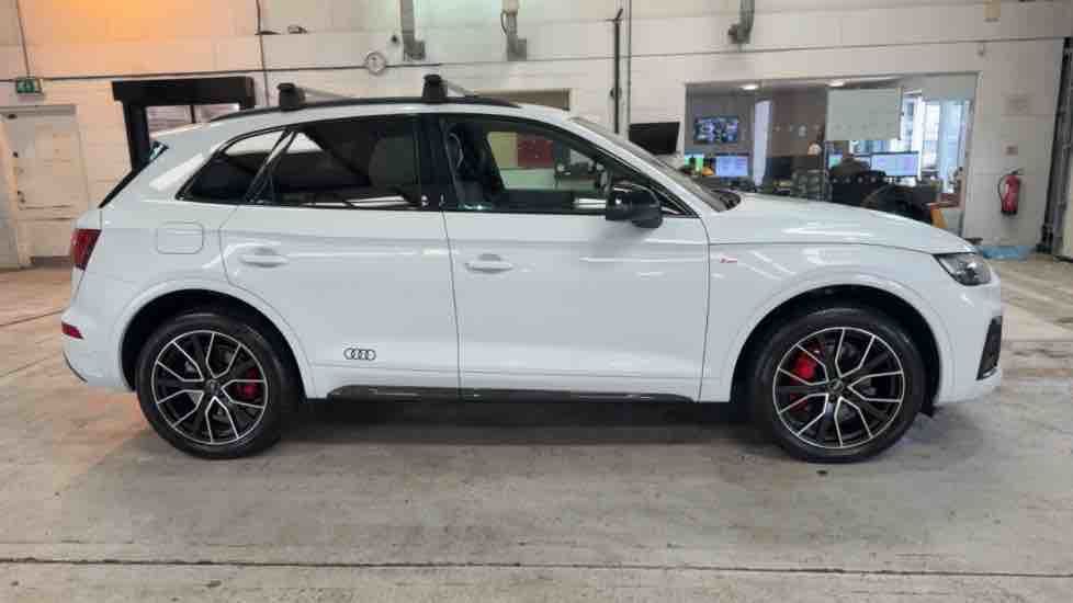 More views of Audi Q5