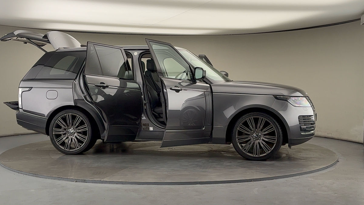 More views of Land Rover Range Rover