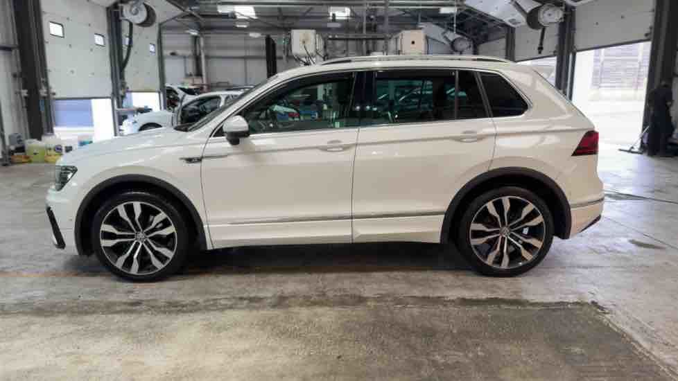 More views of Volkswagen Tiguan