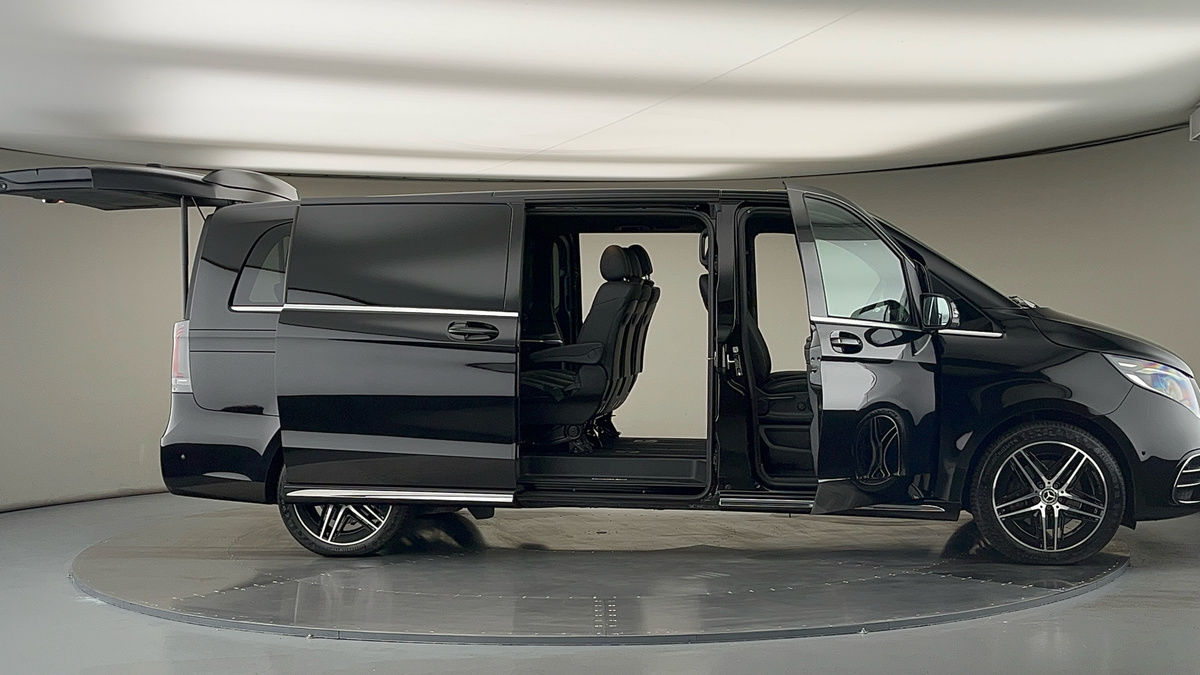 More views of Mercedes-Benz V Class