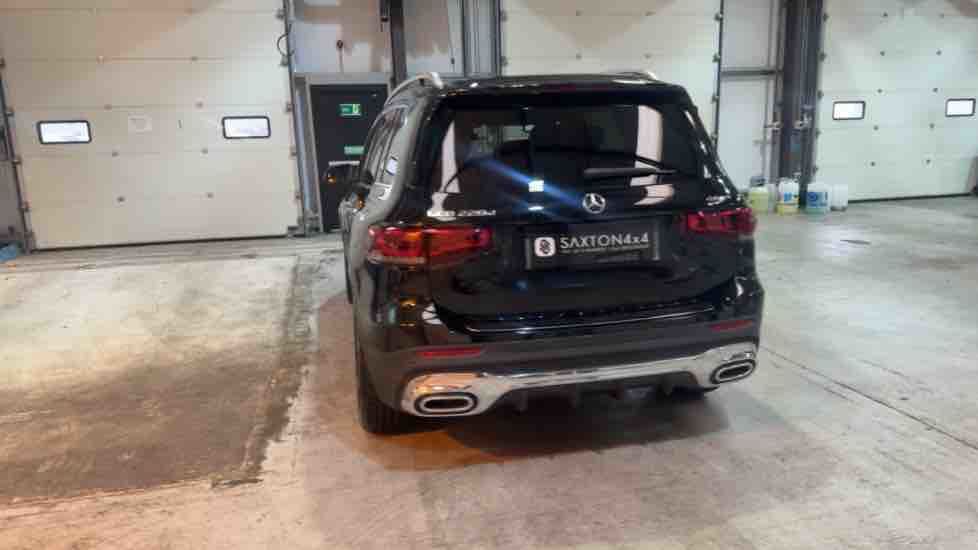 More views of Mercedes-Benz GLB