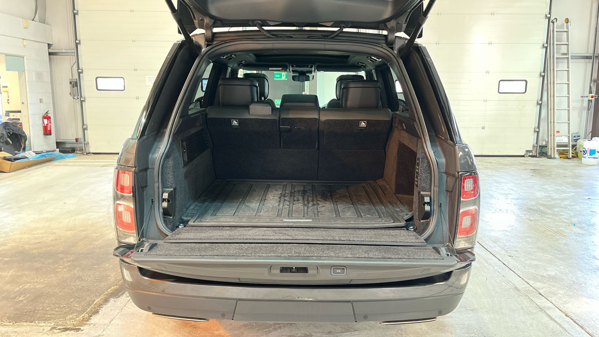 Land Rover Range Rover Image 11