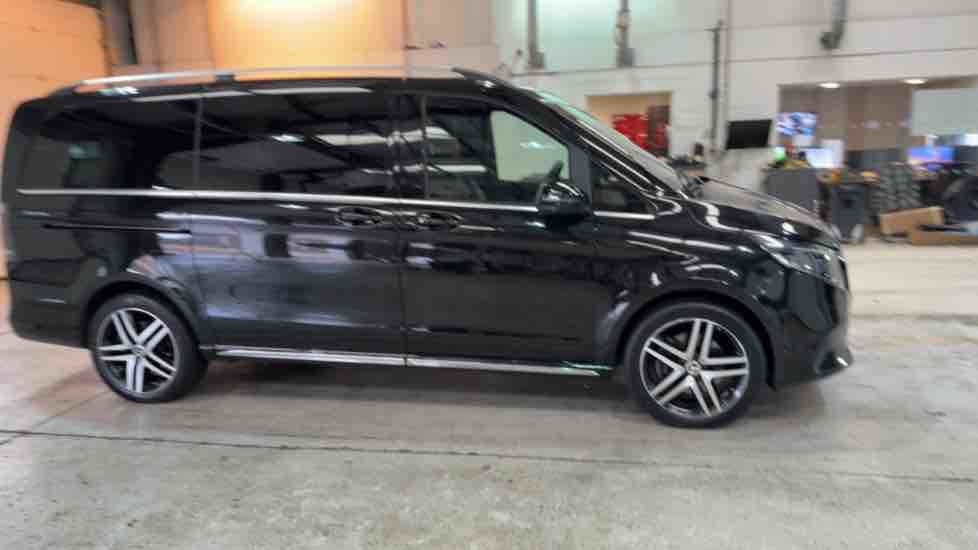 More views of Mercedes-Benz V Class