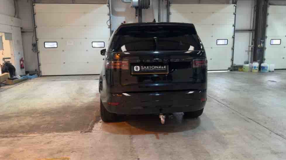 More views of Land Rover Discovery