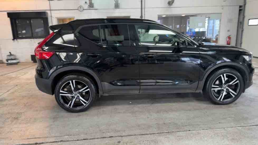 More views of Volvo XC40