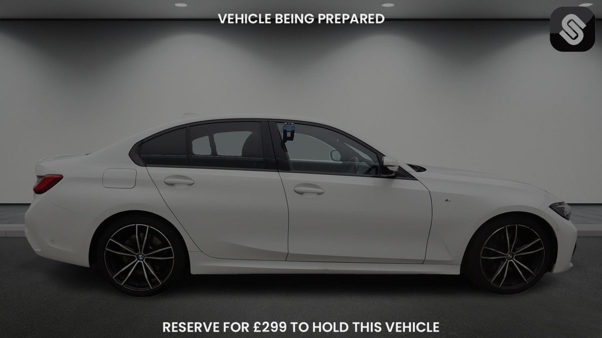 BMW 3 Series Image 5