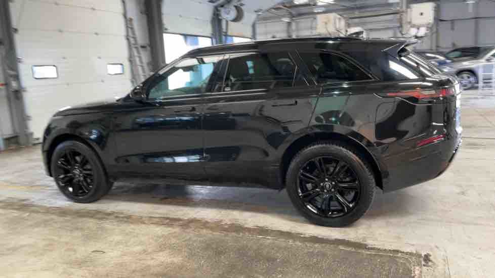 More views of Land Rover Range Rover Velar