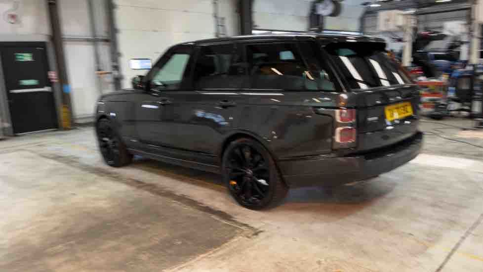 More views of Land Rover Range Rover