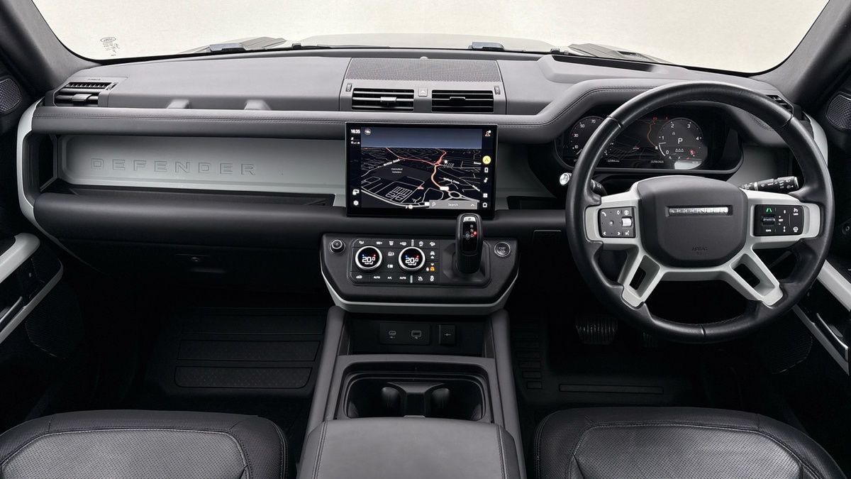 Land Rover Defender 110 Urban Image 24