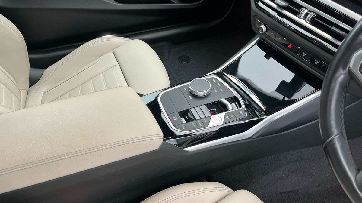 BMW 2 Series Image 18