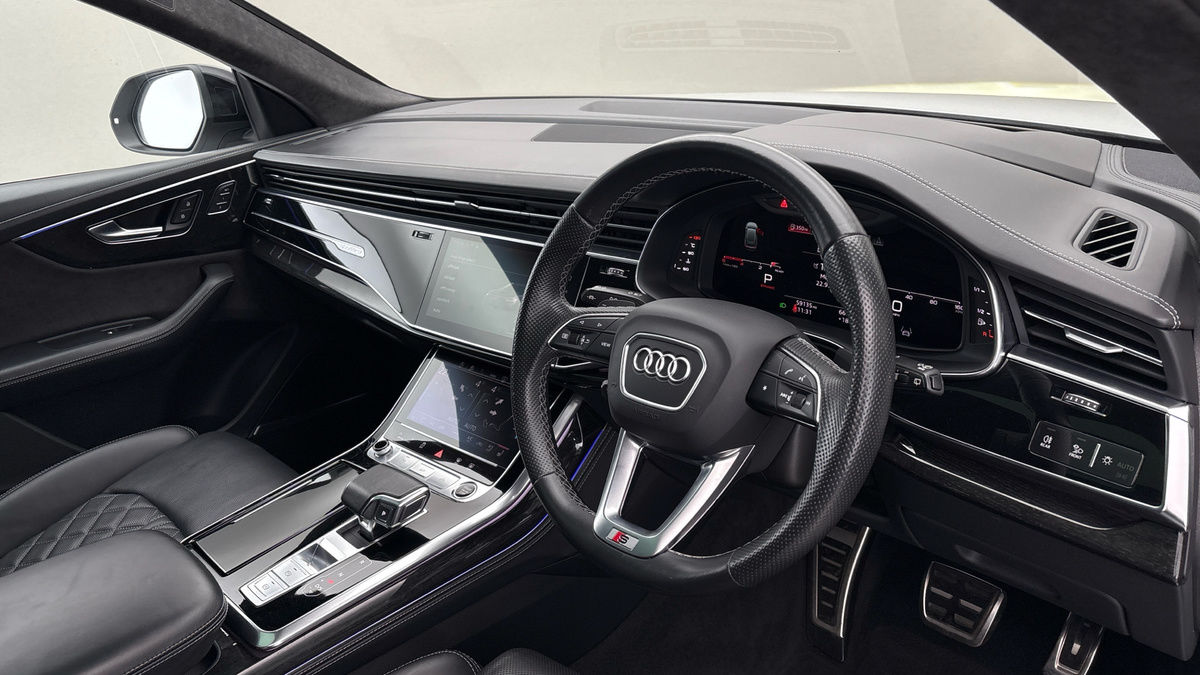 Audi Q8 Image 5