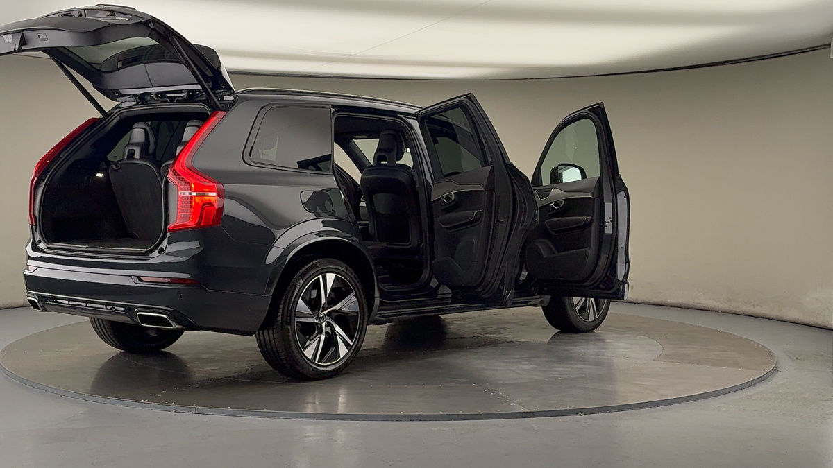 More views of Volvo XC90