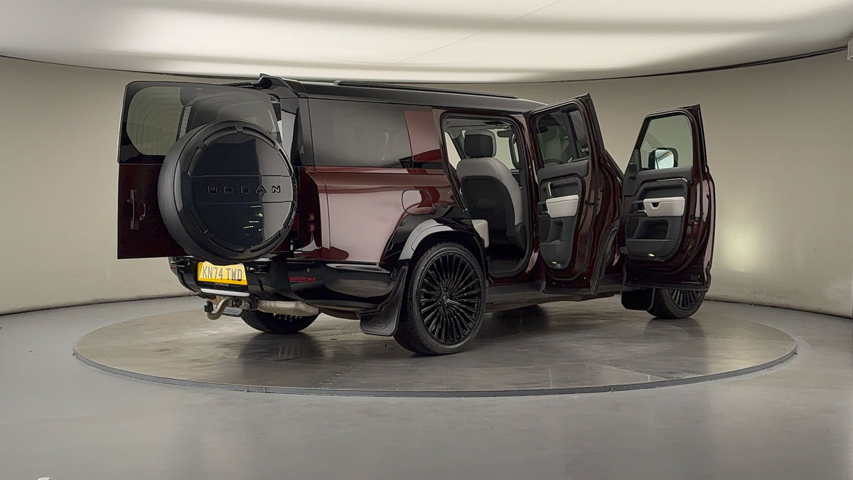 More views of Land Rover Defender 130