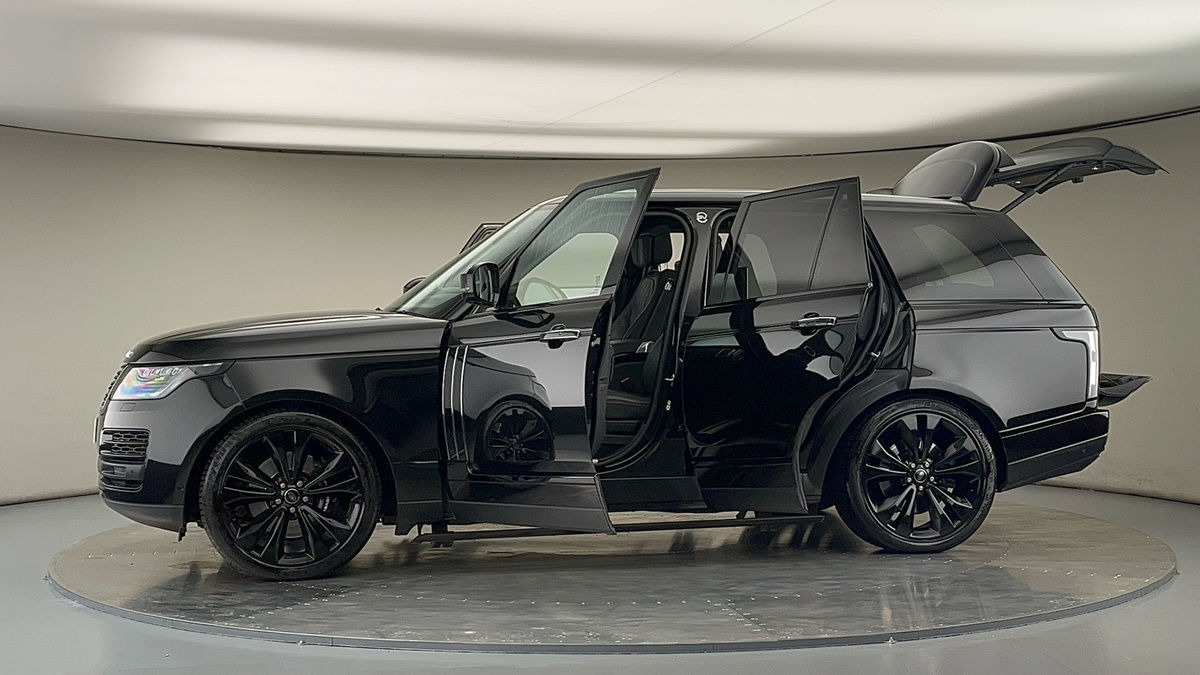 More views of Land Rover Range Rover
