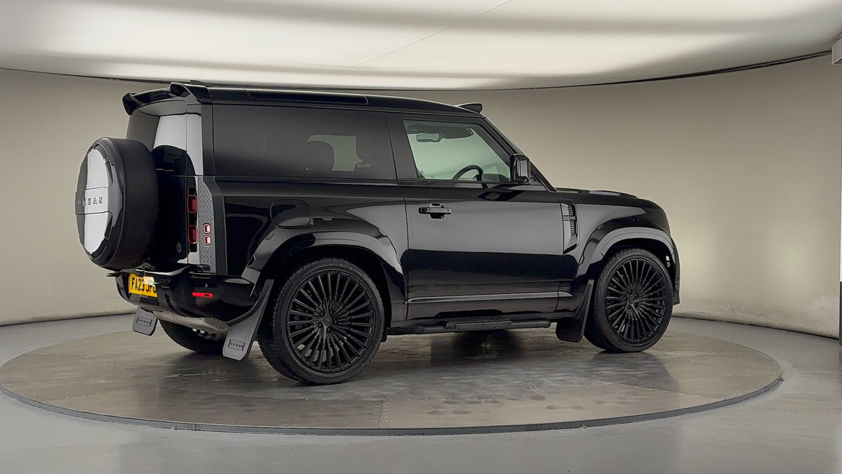 More views of Land Rover Defender 90
