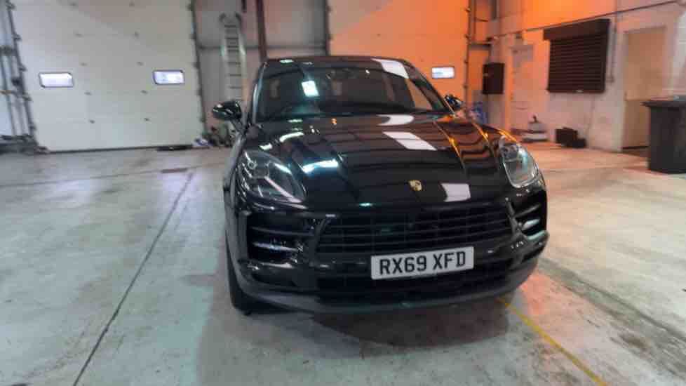 More views of Porsche Macan