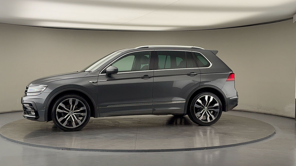 More views of Volkswagen Tiguan