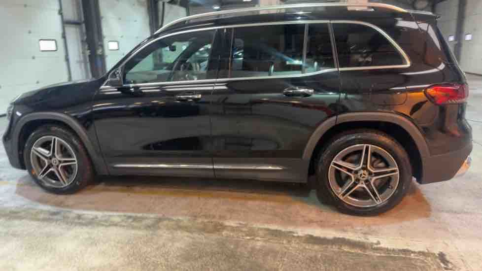 More views of Mercedes-Benz GLB