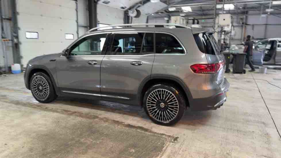 More views of Mercedes-Benz EQB