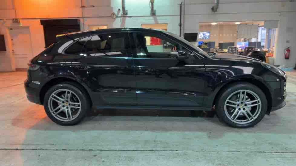 More views of Porsche Macan