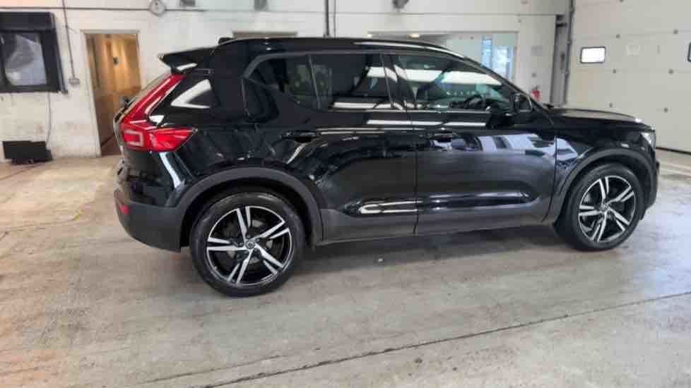 More views of Volvo XC40