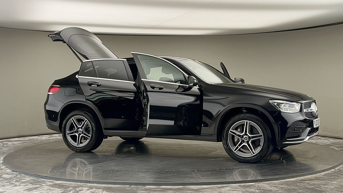 More views of Mercedes-Benz GLC