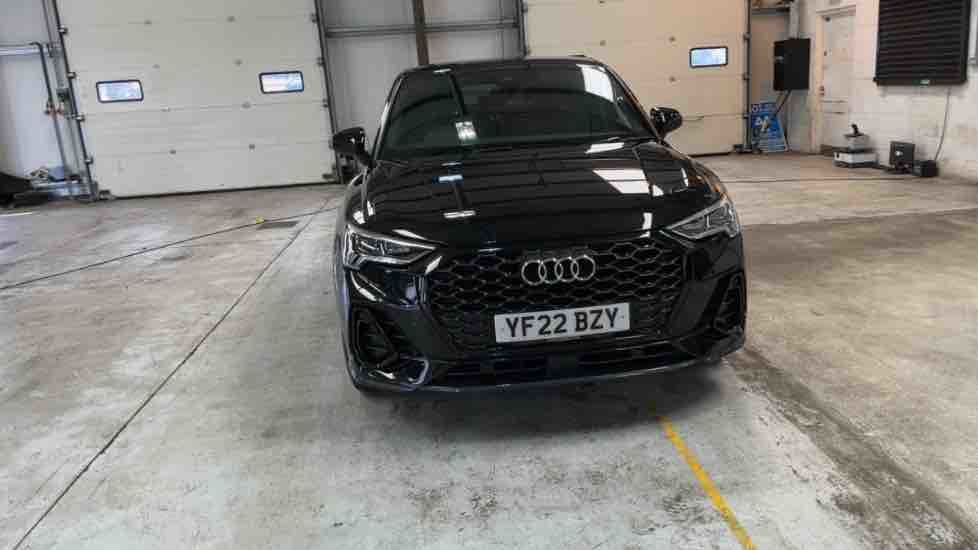 More views of Audi Q3