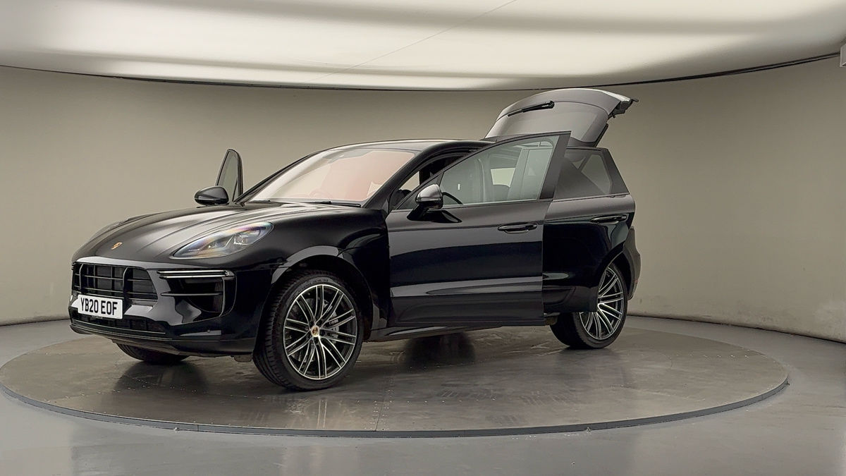 Porsche Macan Image 22