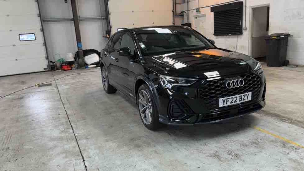 More views of Audi Q3
