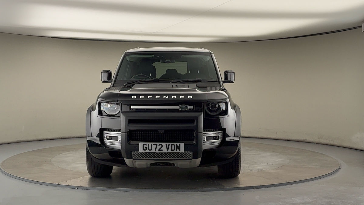 Land Rover Defender 110 Image 3