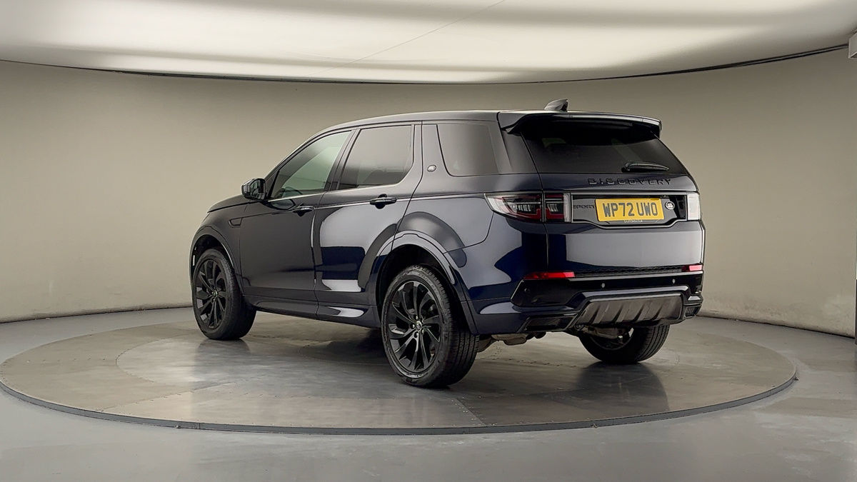 Land Rover Discovery Sport Image 2