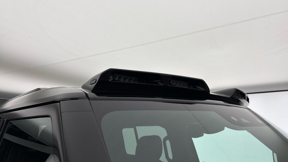 Land Rover Defender 110 Urban Image 47