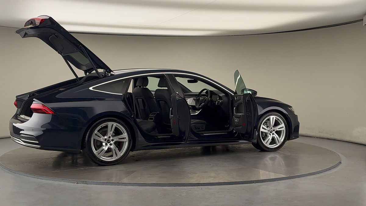 More views of Audi A7