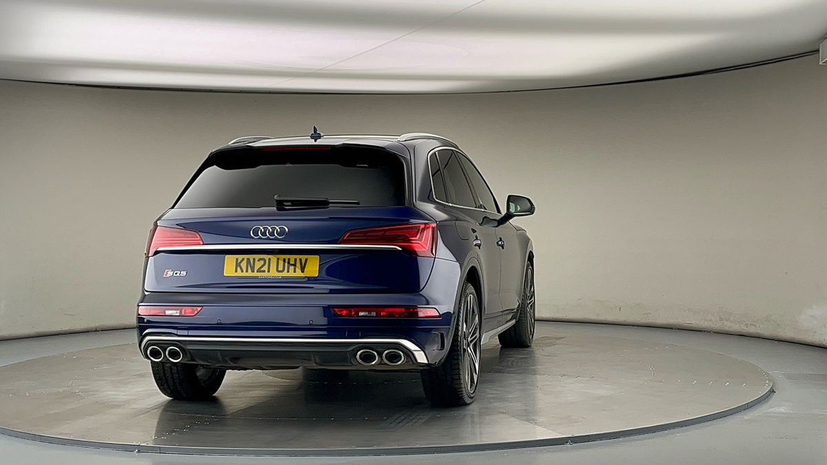More views of Audi SQ5