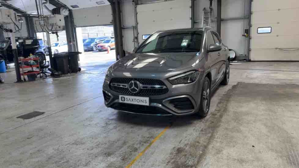 More views of Mercedes-Benz GLA