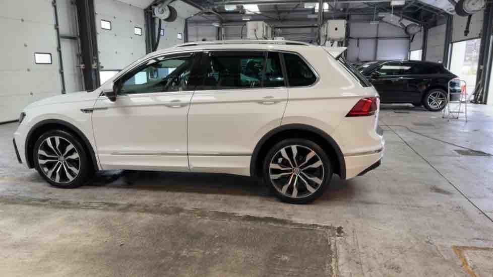 More views of Volkswagen Tiguan